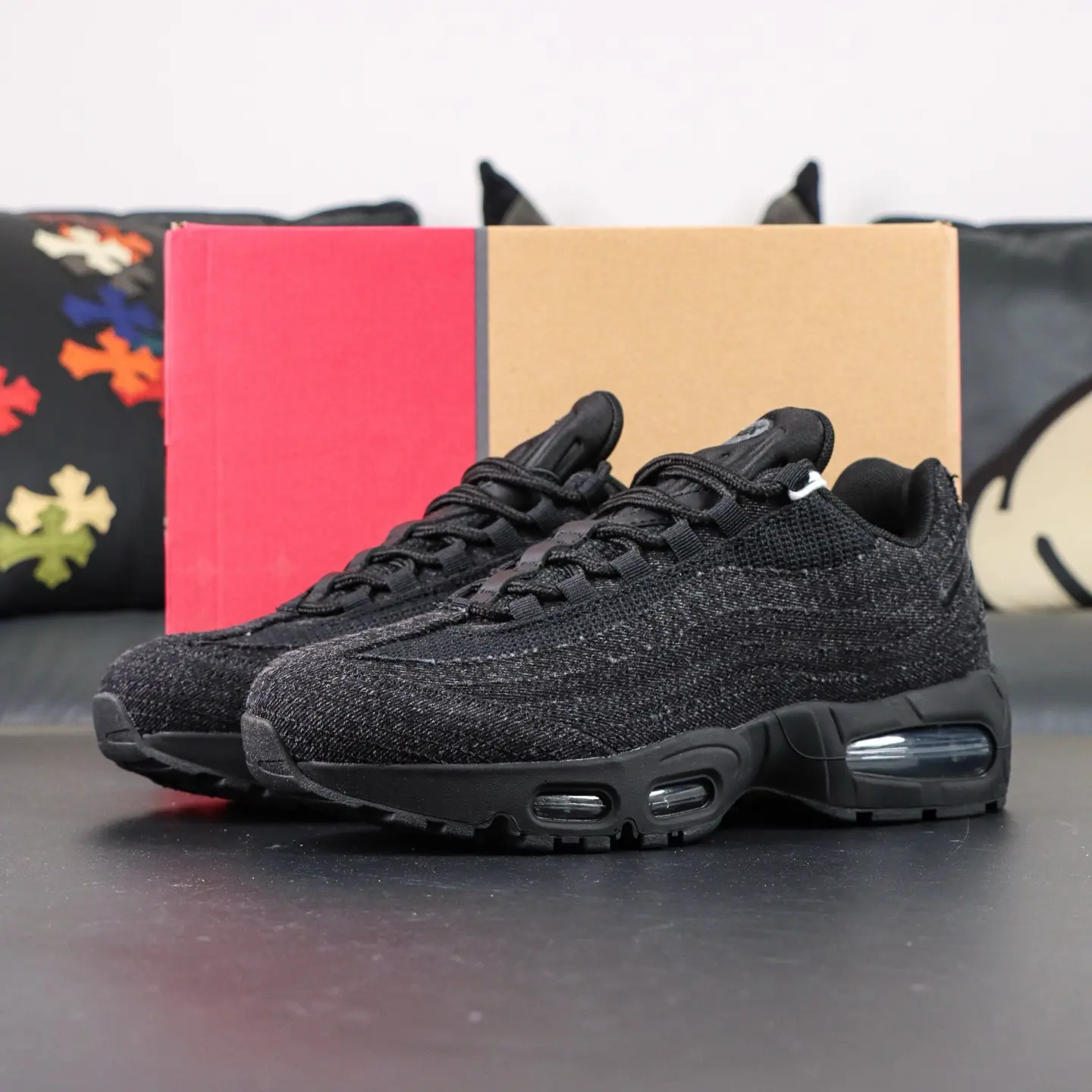 Levi's x Nike Air Max 95 „Schwarz und Anthrazit“