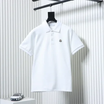 Moncler Klassisches Kurzarm-Poloshirt mit Brustlogo