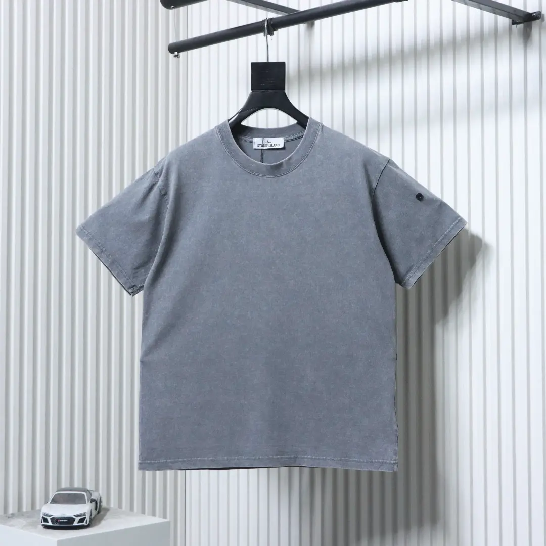 Neues, sommerliches Kurzarm-T-Shirt im Used-Look – Bild 3