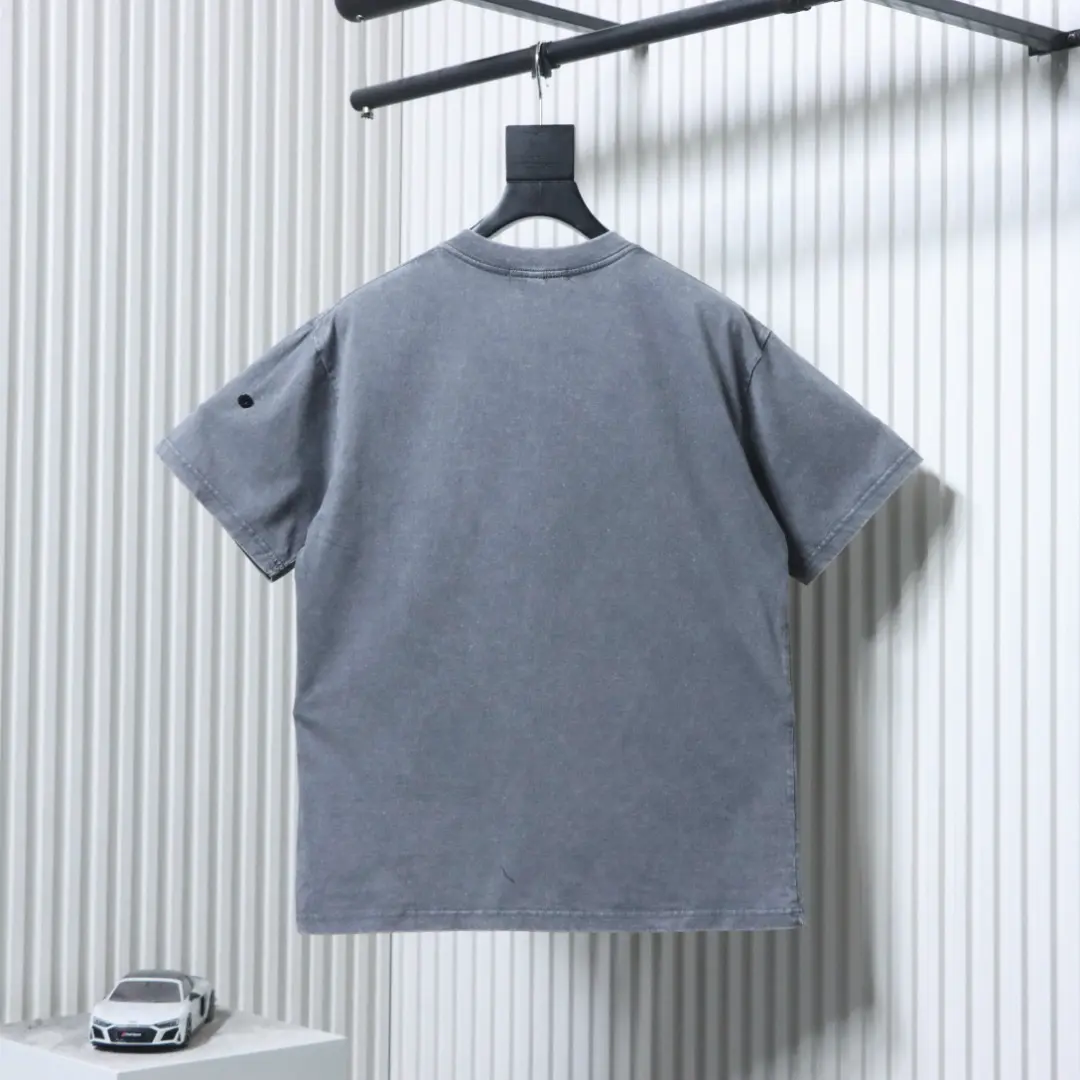 Neues, sommerliches Kurzarm-T-Shirt im Used-Look – Bild 4