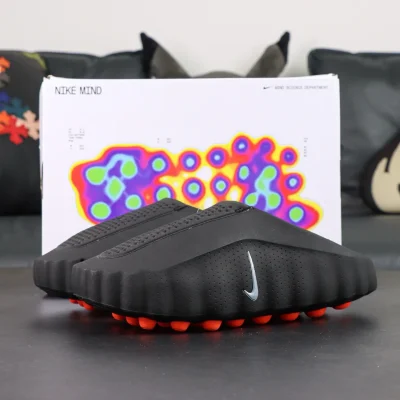 Nike Mind 001 High-Tech Fußmassage-Hausschuhe, bequem und weich, geschlossene Zehenpartie (Schwarz)