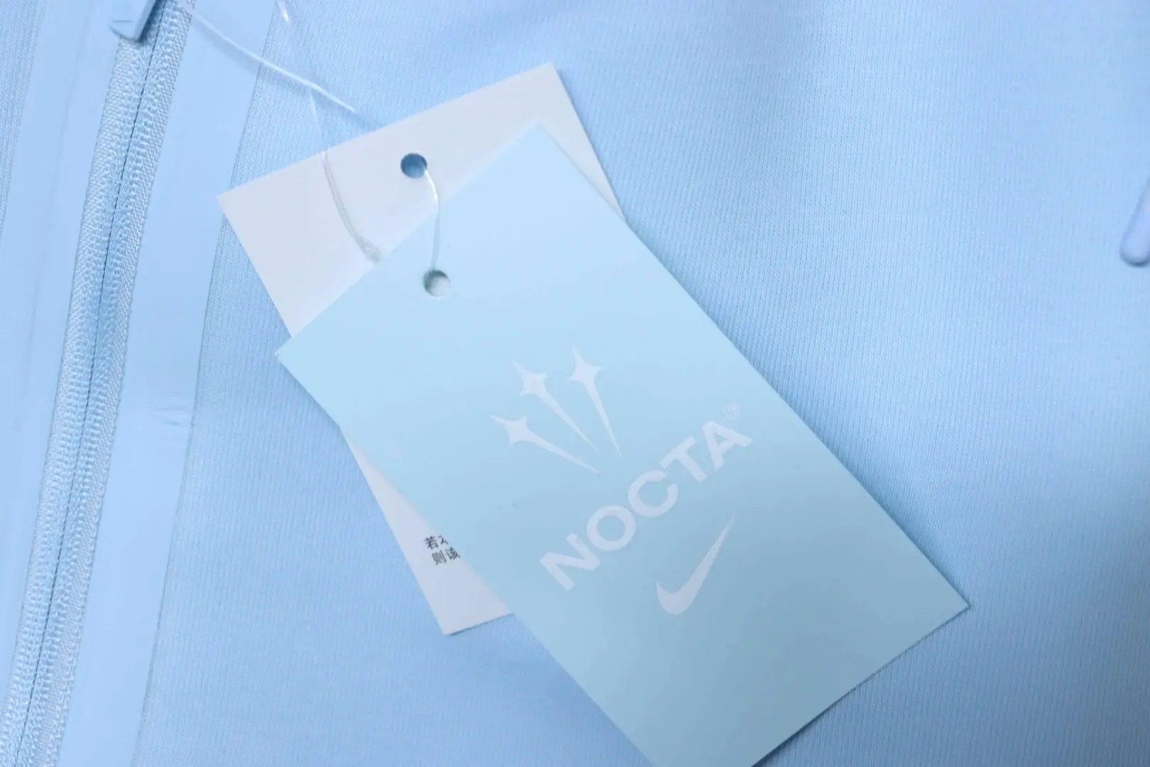 Nike NOCTA Kollaboration Bedruckte Trainingshose – Bild 13