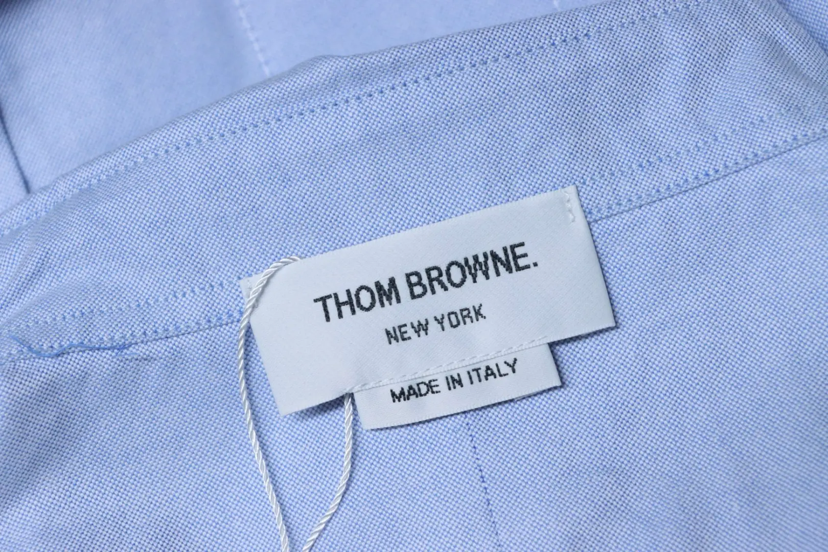 Tom Browne TB Langarmhemd mit doppelten Ärmeln und Farbblockmuster – Bild 11