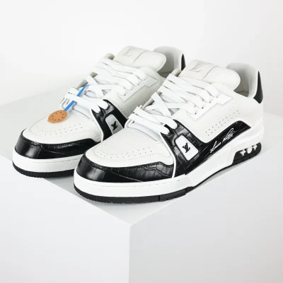 Trainer Sneaker Schwarzes Alligator- und genarbtes Kalbsleder