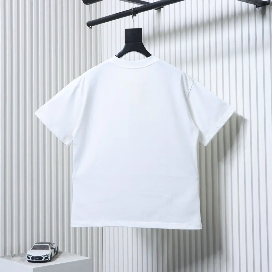 Und Hylton Nel Kollaborations-Slogan Besticktes Kurzarm-T-Shirt – Bild 13