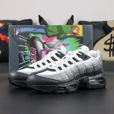 Yu-Gi-Oh! x Nike Air Muscle 95 Sneakers (Grau)