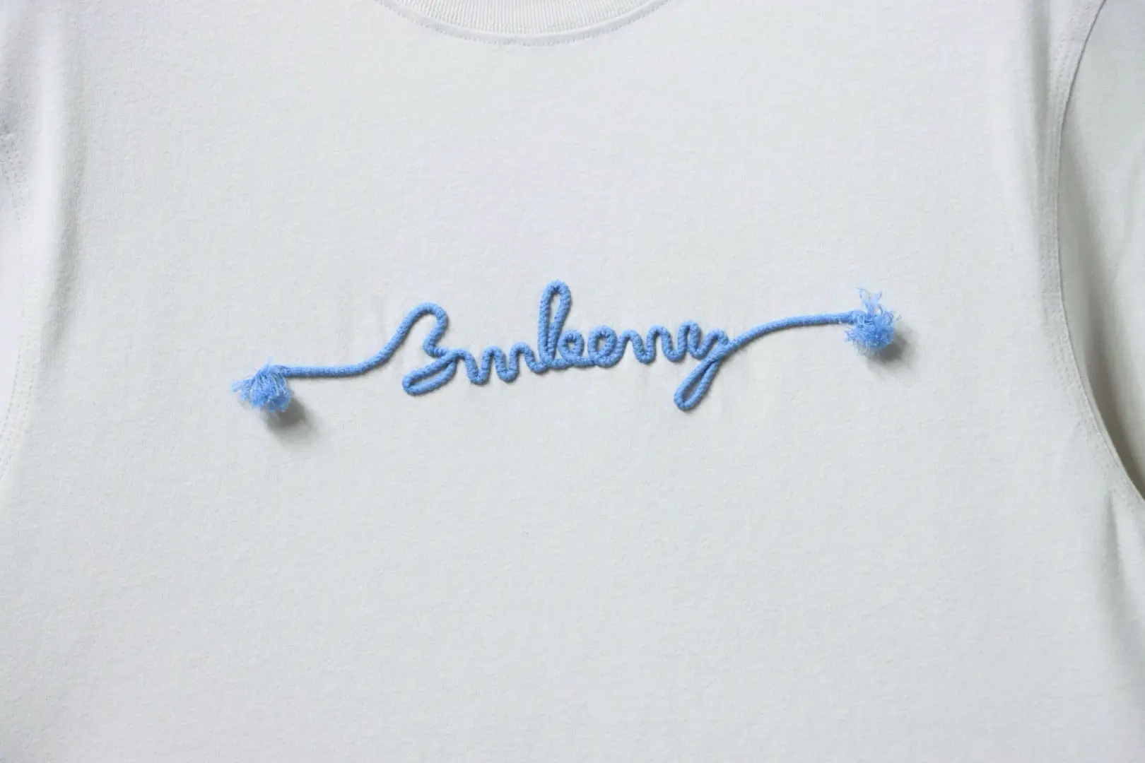 BBR Blaues besticktes Kurzarmshirt – Bild 5