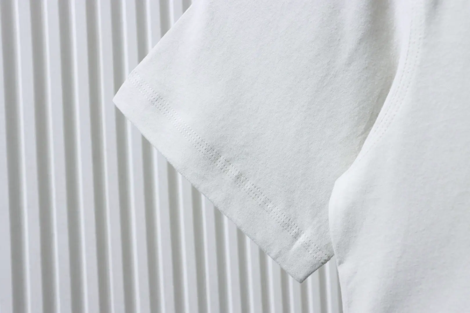 BBR Blaues besticktes Kurzarmshirt – Bild 7