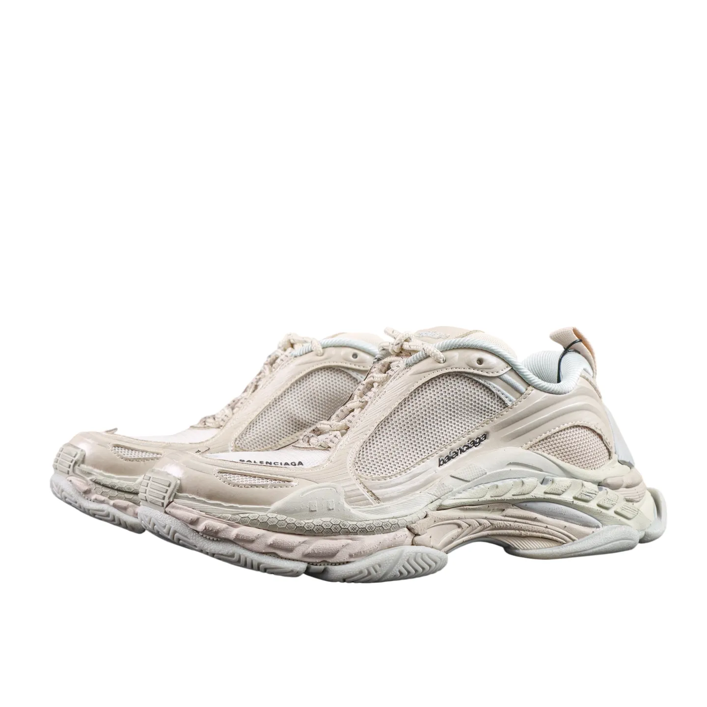 Schrägansicht BLCG Triple S.2 Sneaker.