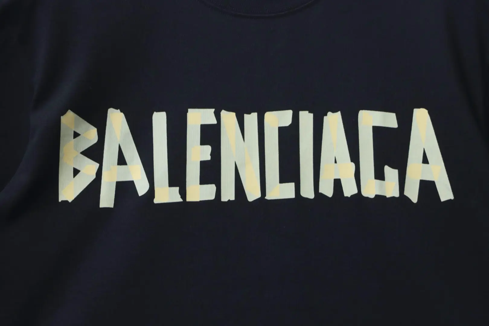 Balenciaga-Masken-Kurzarm-T-Shirt – Bild 6