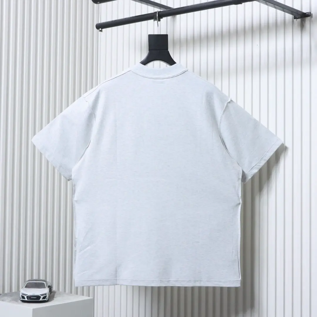 Balenciaga Overlapping Inverted-Letter Embroidered Short-Sleeve T-Shirt – Bild 2