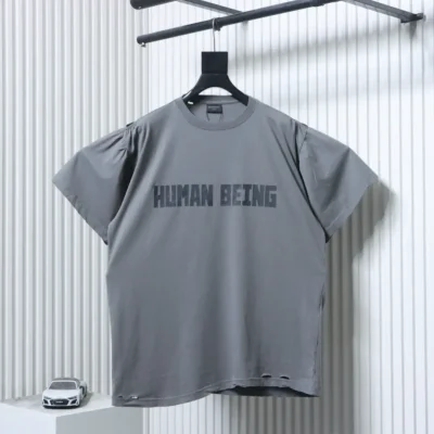 Balenciaga „Human“ T-Shirt mit kurzen Ärmeln