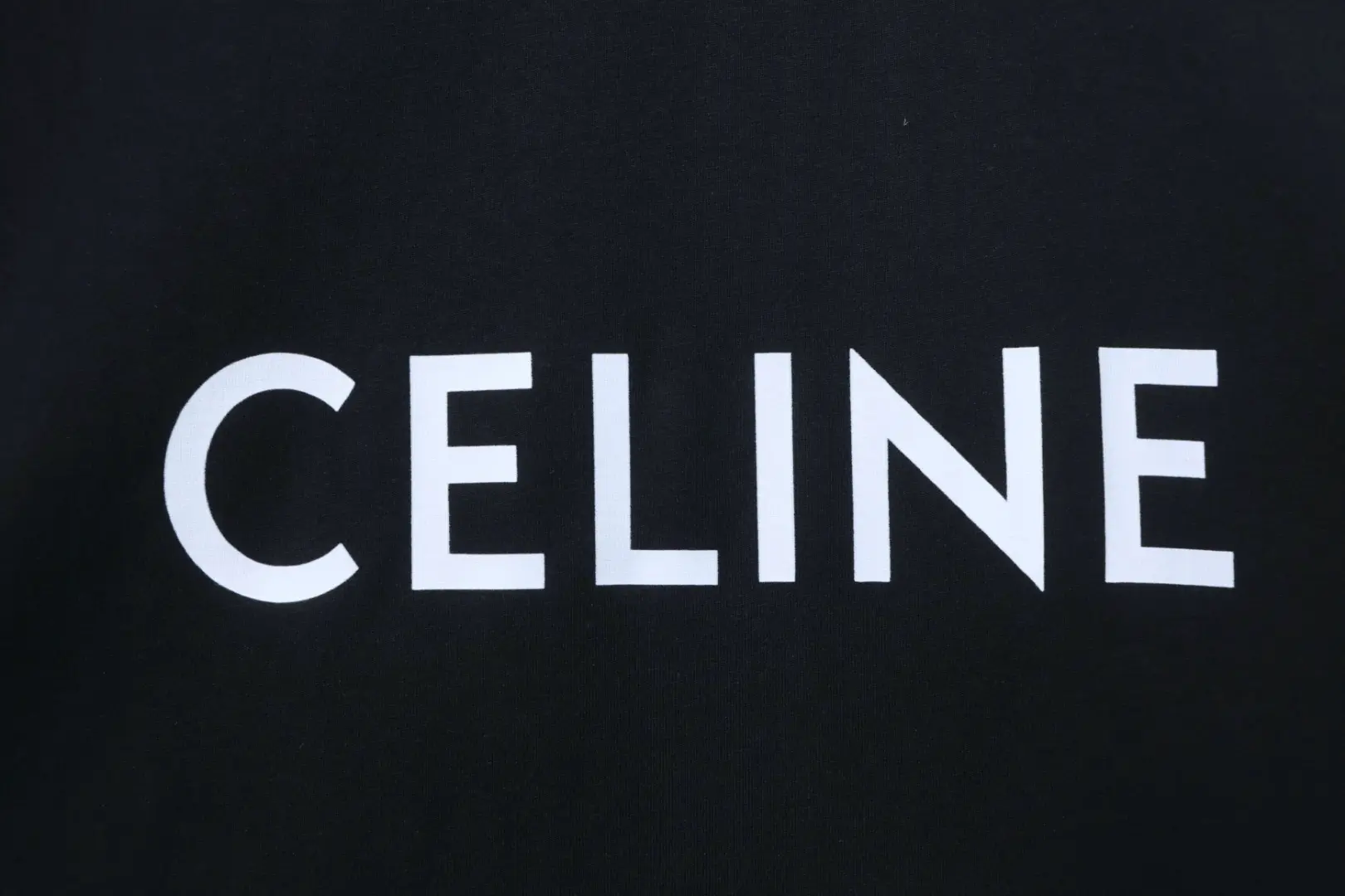 Celine T-Shirt mit klassischem Logo-Print und kurzen Ärmeln – Bild 5