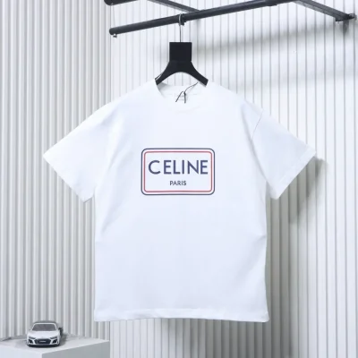 Celine Vintage T-Shirt mit quadratischem Schnitt, kurzen Ärmeln und Text-Print