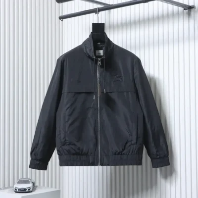 Dünne Jacke mit Silikonkragen für Kriegspferde