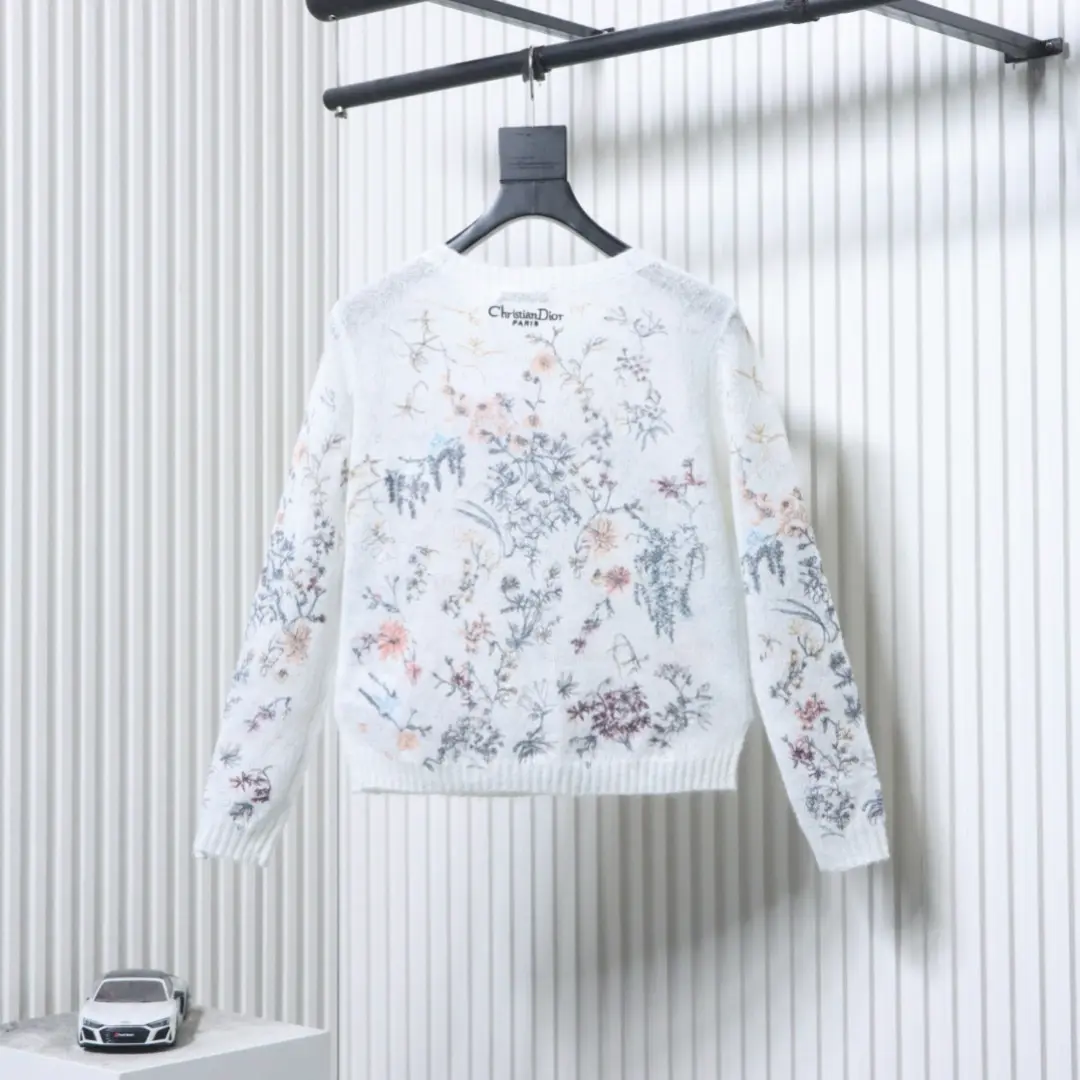 Kaschmirpullover mit floraler Stickerei im Tusche-Stil – Bild 2