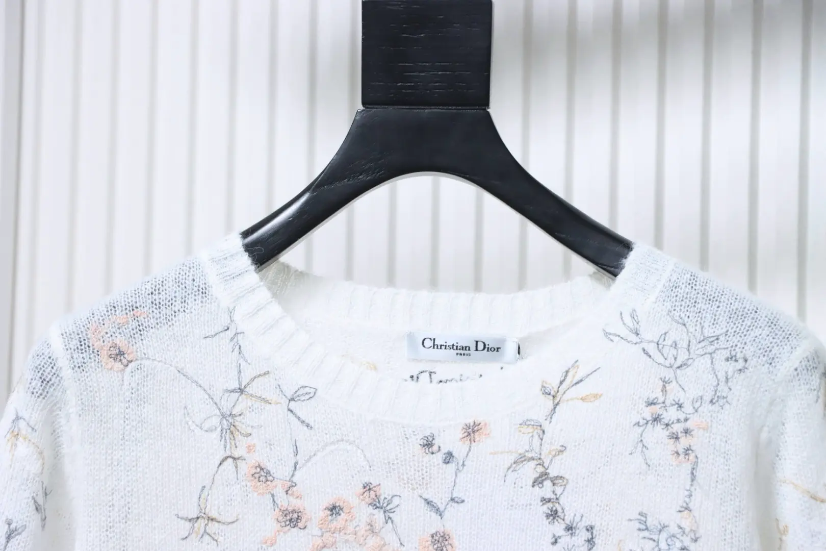 Kaschmirpullover mit floraler Stickerei im Tusche-Stil – Bild 3