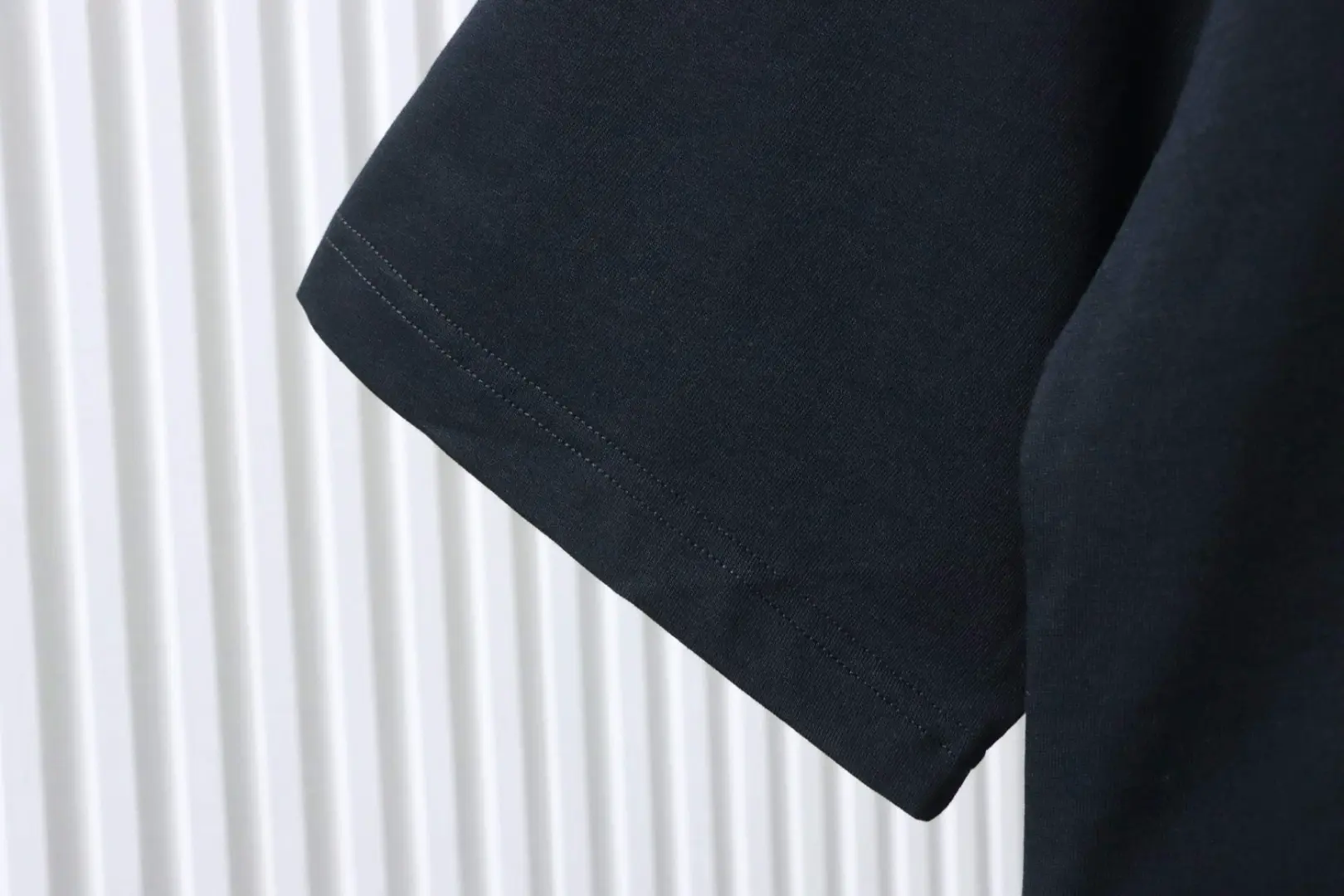 Klassisches Kurzarmhemd mit Logostickerei – Bild 7