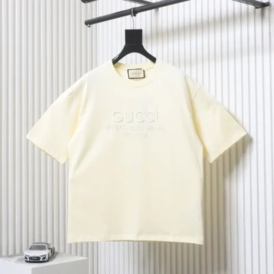 Klassisches Kurzarmhemd mit gesticktem Logo