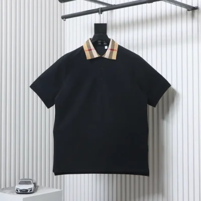 Klassisches, kariertes, farblich abgesetztes Kurzarm-Poloshirt