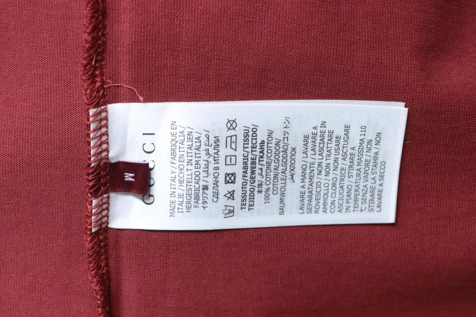 Kurzarm-T-Shirt mit Pferdegebiss-Schnalle – Bild 10