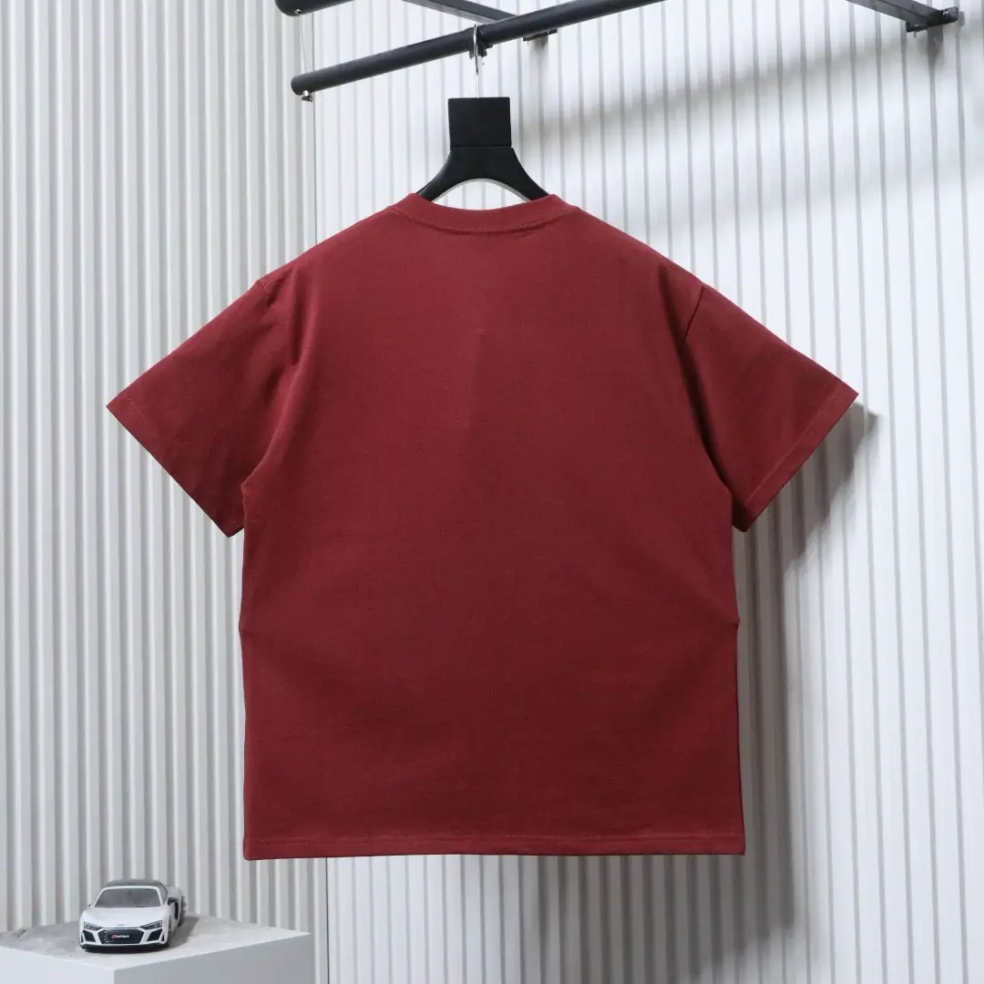 Kurzarm-T-Shirt mit Pferdegebiss-Schnalle – Bild 2