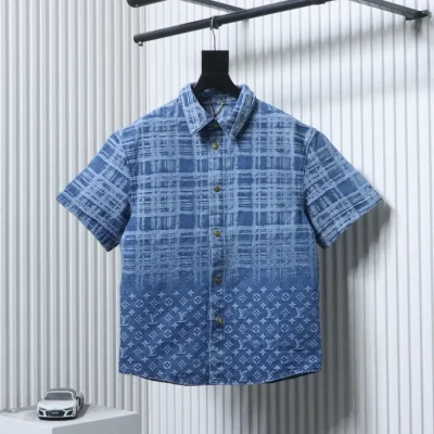 Kurzarmhemd aus Denim mit Used-Look und Farbverlauf-Jacquardmuster