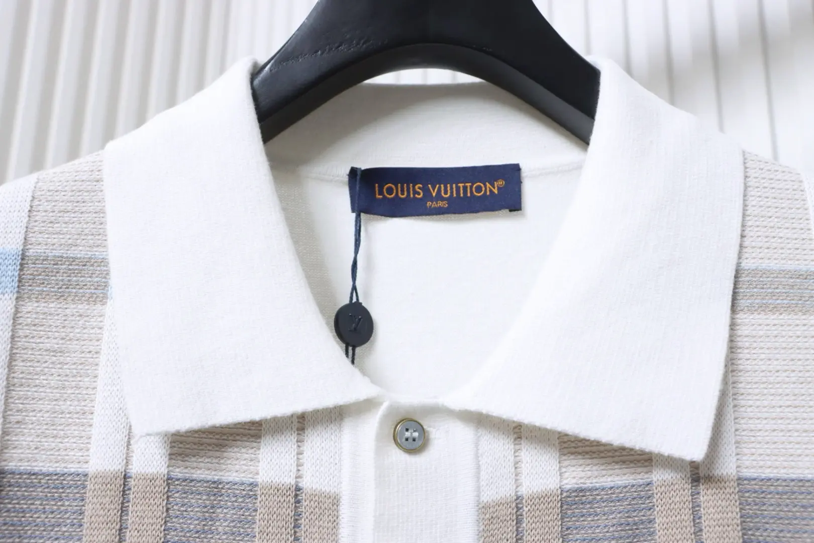 Kurzarmhemd aus kariertem Jacquard-Strick – Bild 4