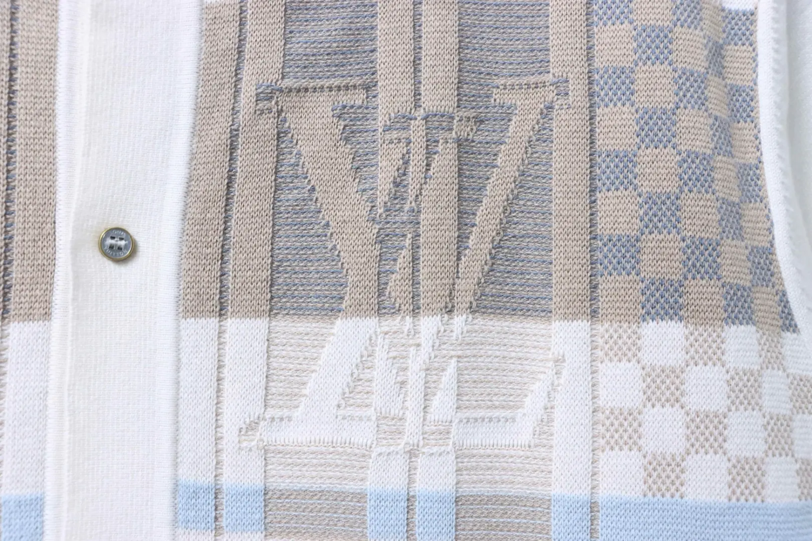 Kurzarmhemd aus kariertem Jacquard-Strick – Bild 6