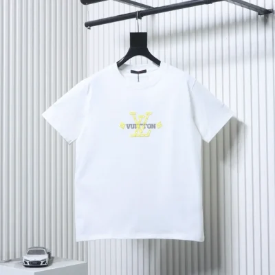 Kurzarmhemd mit vierblättrigem Kleeblatt-Logo und digitaler Schaumveredelung