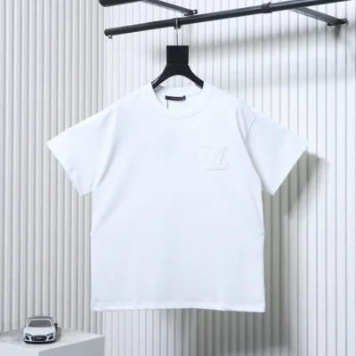 Kurzarmshirt mit 3D-Logostickerei