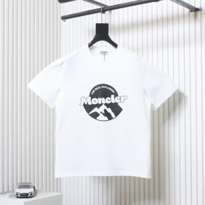 Moncler 26SS Explorer Mountain Logo Print Kurzarm-T-Shirt
