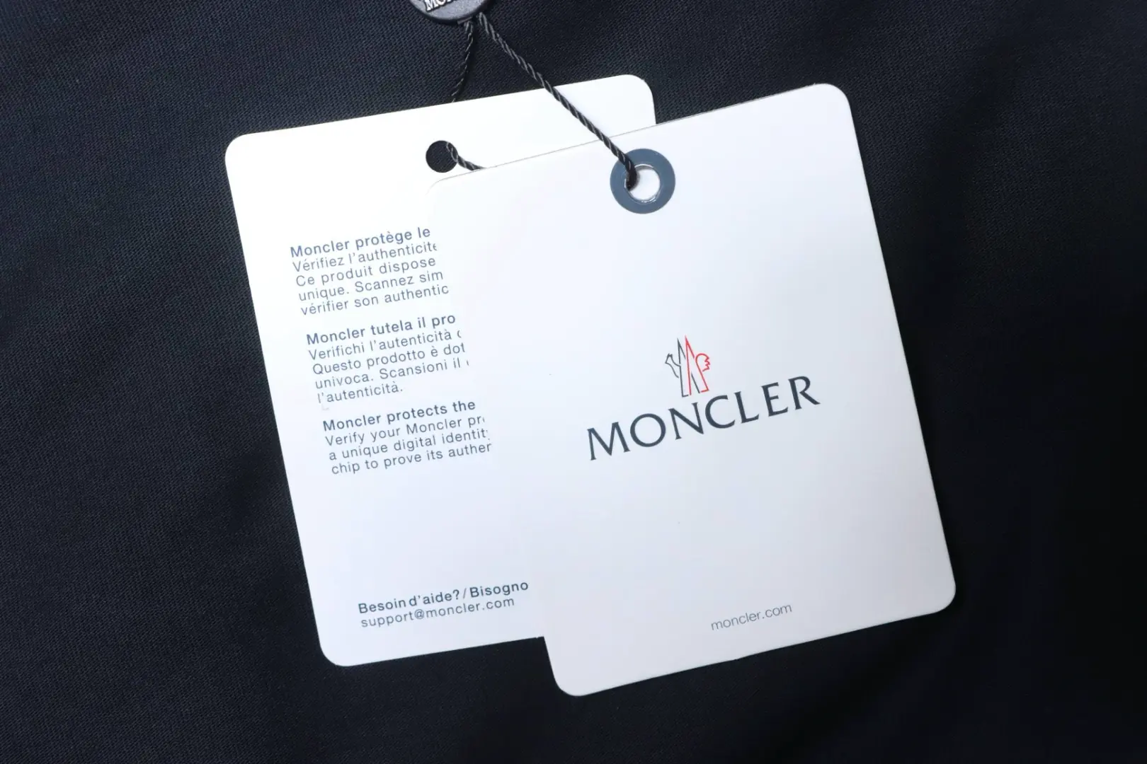 Moncler Kurzarm-T-Shirt mit gesticktem Brustlogo – Bild 12