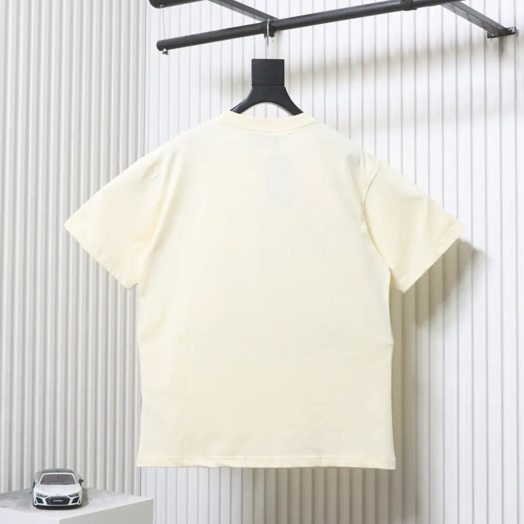 Neue Zeichentrickserie: Kurzärmeliges Logo-Design – Bild 14