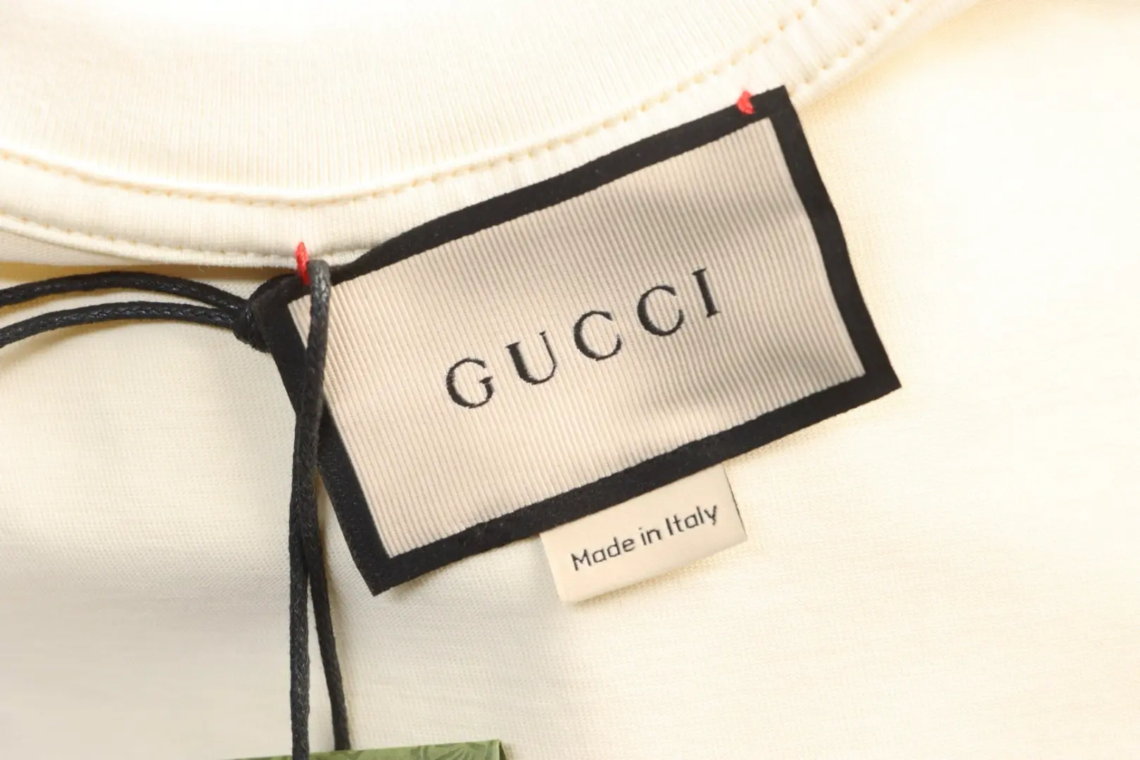 Neue Zeichentrickserie: Kurzärmeliges Logo-Design – Bild 8