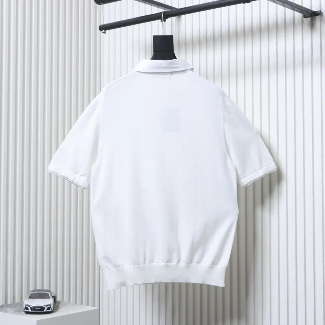 Neues Polohemd mit Perlmuttknöpfen – Bild 2