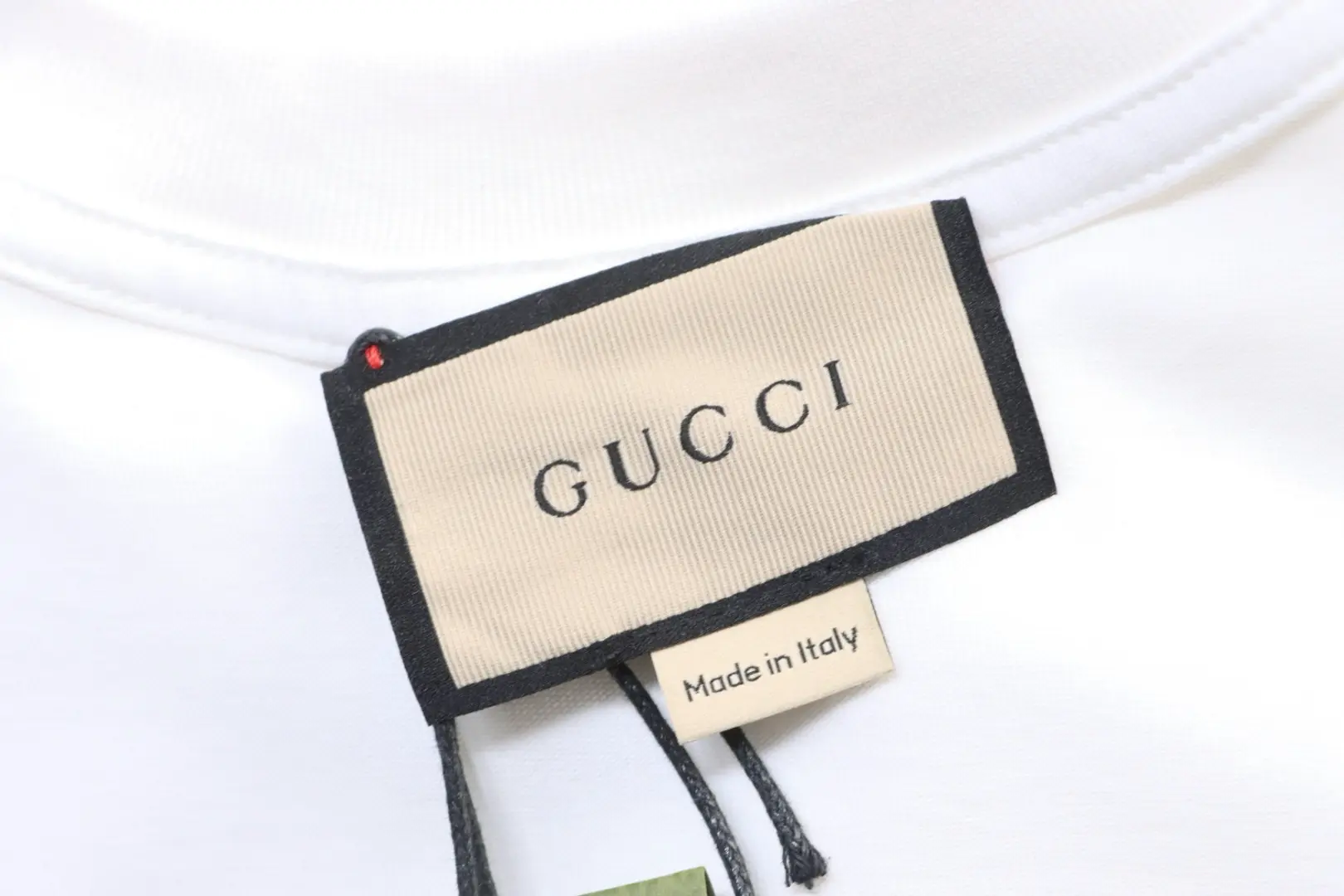 Neues kurzärmeliges Oberteil aus der Cartoon-Serie – Weiß – Bild 8