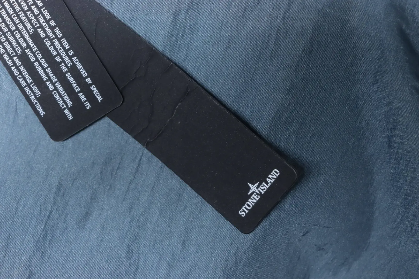 Nylon Meta Series Metallic Nylon Zipper Jacket – Bild 9