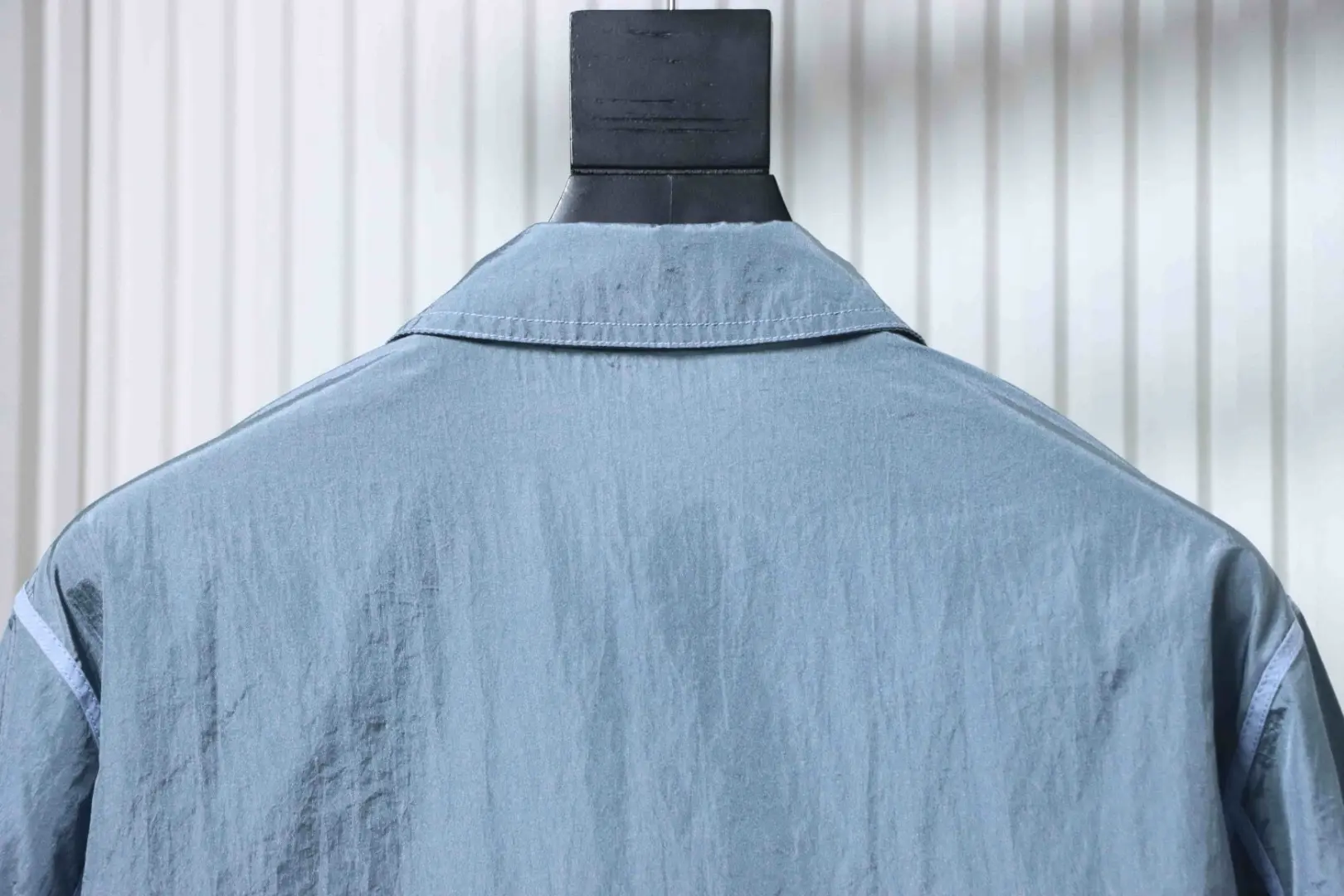 Nylon Meta Series Metallic Nylon Zipper Jacket – Bild 4