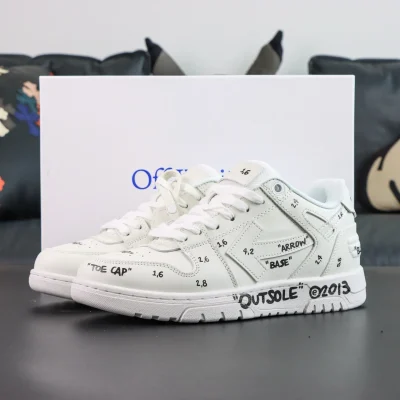 OFF-WHITE Out Of Office Low-Top-Sneaker — Weiße Schrift
