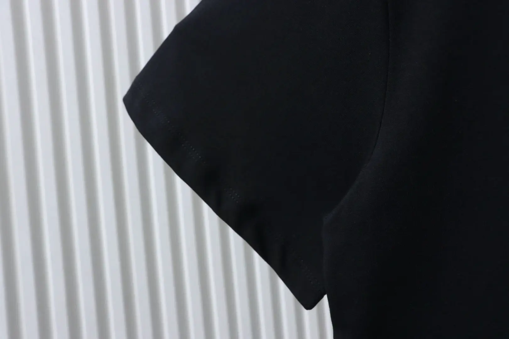 OW Kurzarmhemd mit Wolkenmuster (Ölgemälde-Stil) – Bild 7