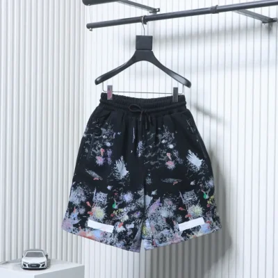 OW Shorts mit Sternenhimmel- und Farbspritzer-Muster