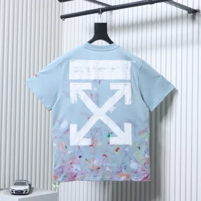 OW T-Shirt mit Sternenhimmel, Feuerwerk und Tintenklecks-Pfeil – Kurzarm