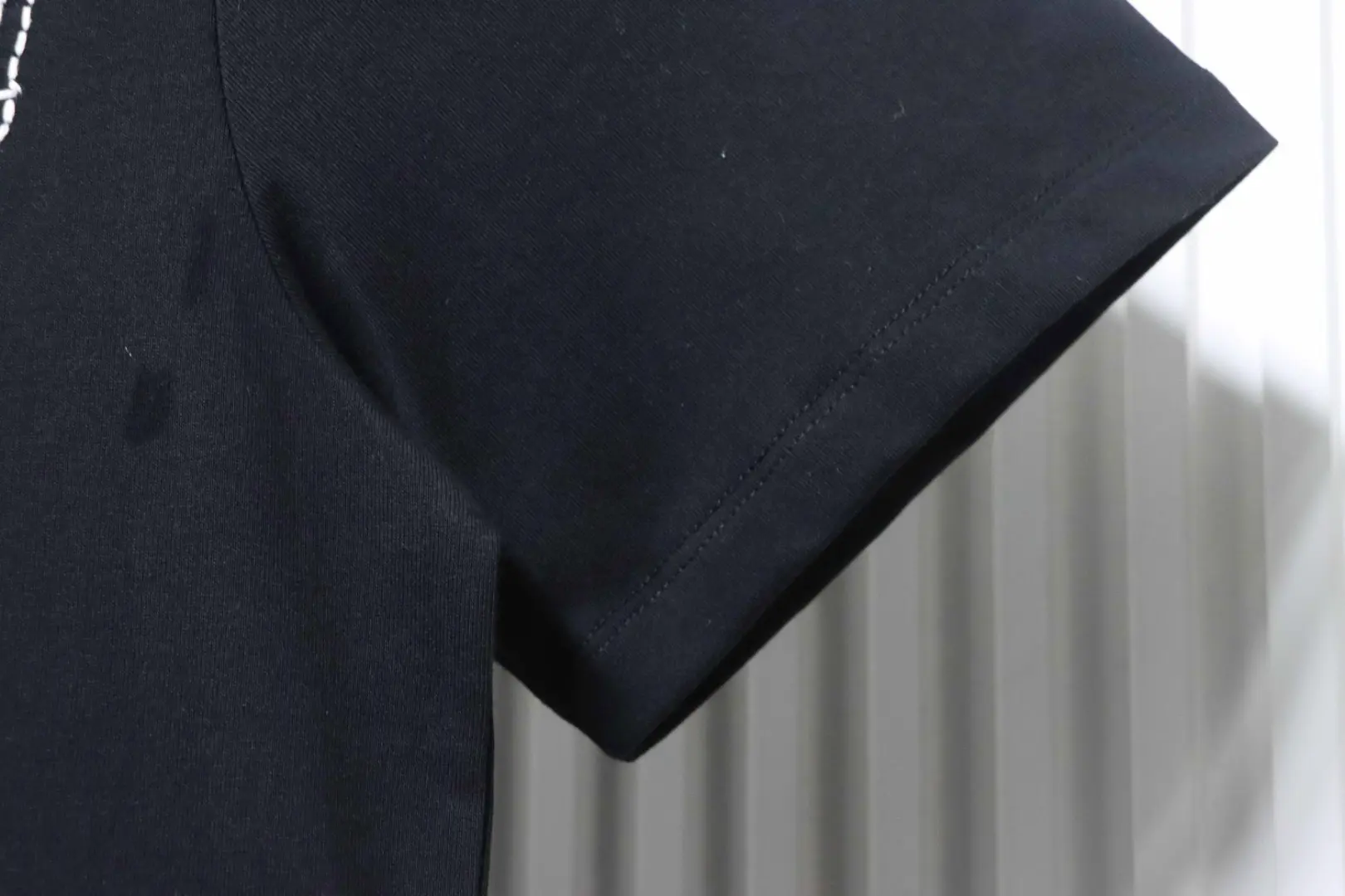 Porzellan-Kurzarmhemd mit Großkatzen-Motiv – Bild 6