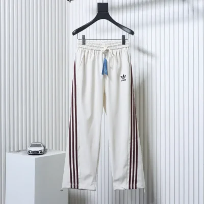Schwarze Adidas Originals Jeans