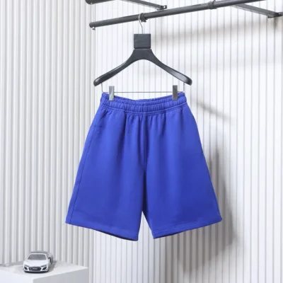 Shorts mit aufgesetzter Gesäßtasche