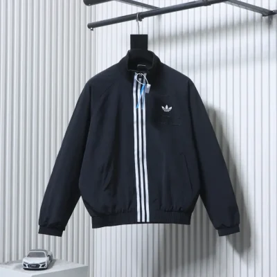 adidas Originals Rifta Track Jacket mit Trefoil-, Schrift- und Streifen-Print