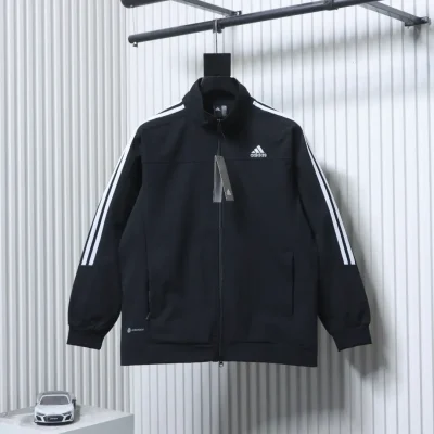 adidas Sportjacke mit Stehkragen, langen Ärmeln und Logo-Streifen