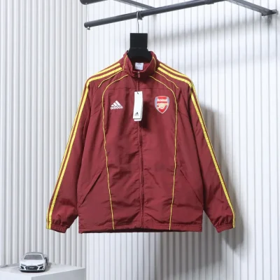 Adidas Arsenal Retro-Sportjacke Vorderansicht in Rot