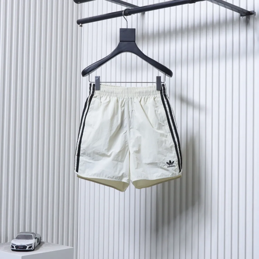 Adidas Vorderansicht Off-White